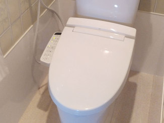 トイレリフォーム 和式から洋式へ、使いやすく快適になったトイレ